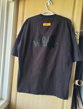 Men's 100% Cotton Black Short-Sleeve Logo Tee with Orange Tab
